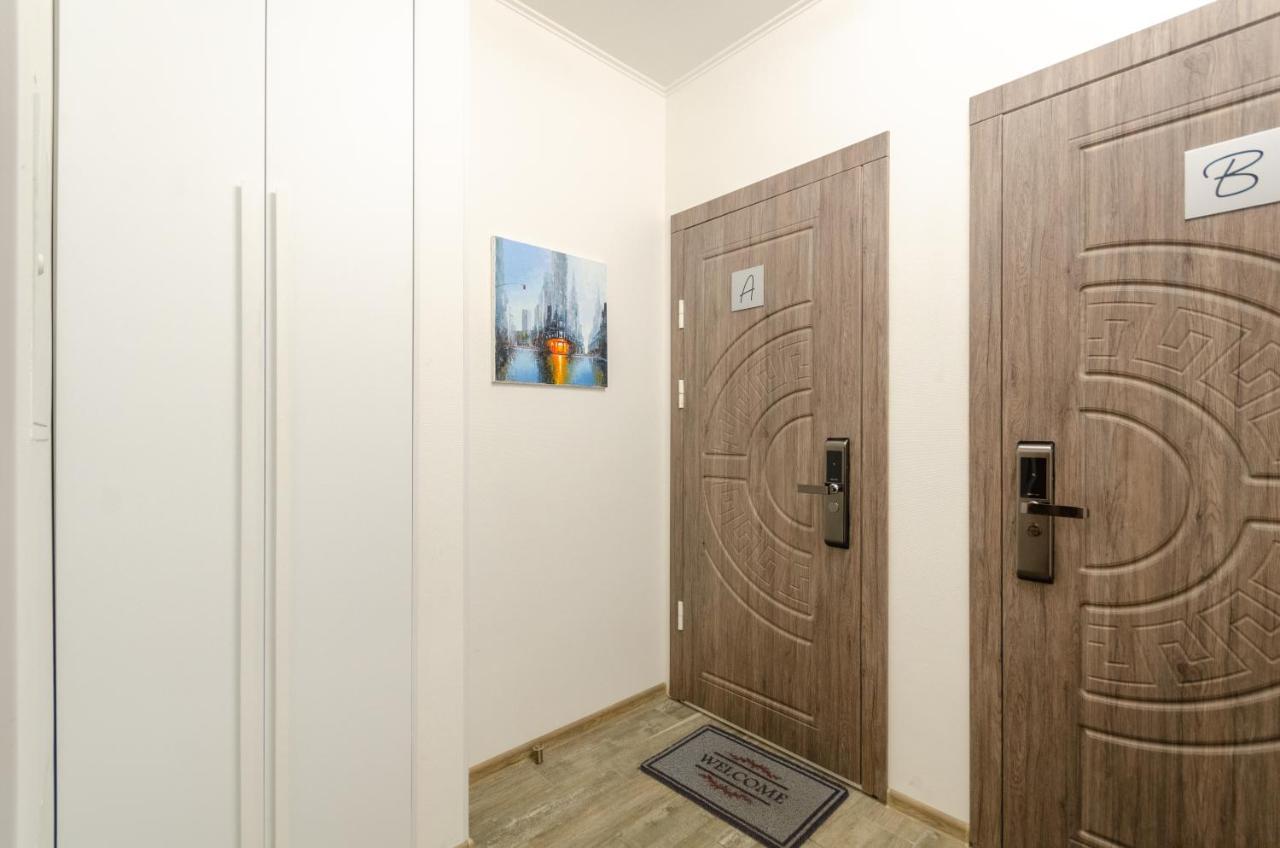 Petrovdom 199A-199B In Smart Apartments Rc Kvartet Near Central Railway Station Kiew Exterior foto